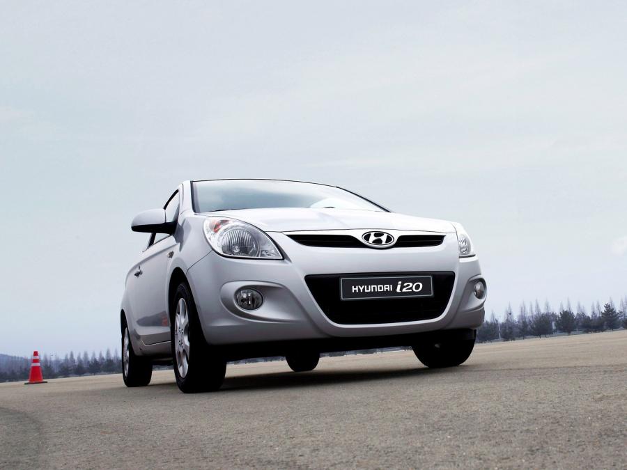  Hyundai i20 3-Door 2009 года  (фото 35 из 58)